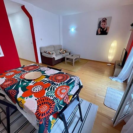 Acogedor Apartamento En Zaragoza Exterior photo