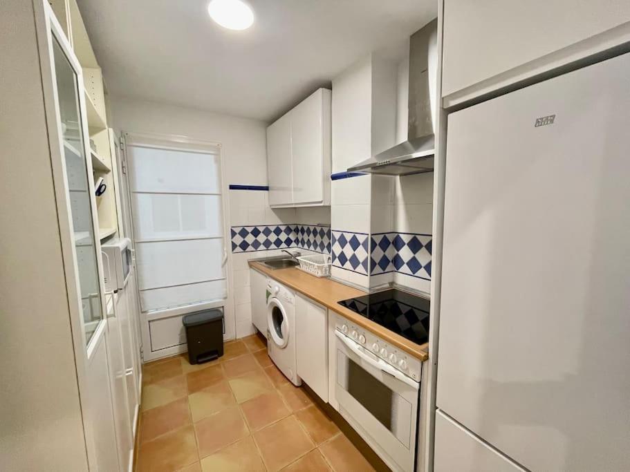 Acogedor Apartamento En Zaragoza Exterior photo
